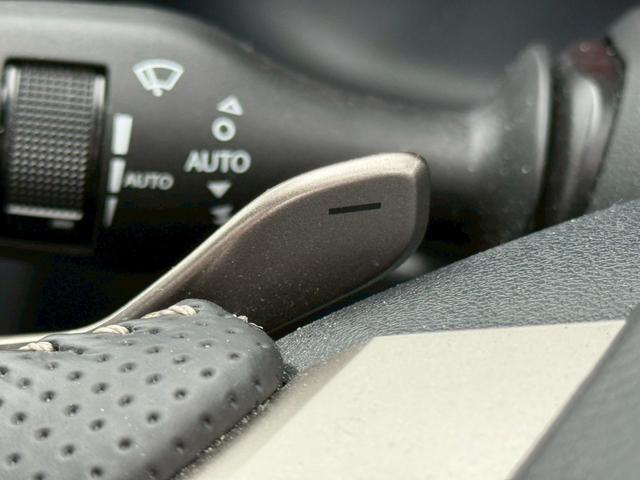 RX RX200t Fスポーツ 純正ナビ/サンルーフ/全周囲カメラ/ブラックレザー/レーダークルーズコントロール/ブラインドスポットモニター/シートヒーター/シートクーラー/AC100V/パワーバックドア/ステアリングヒーター(44枚目)