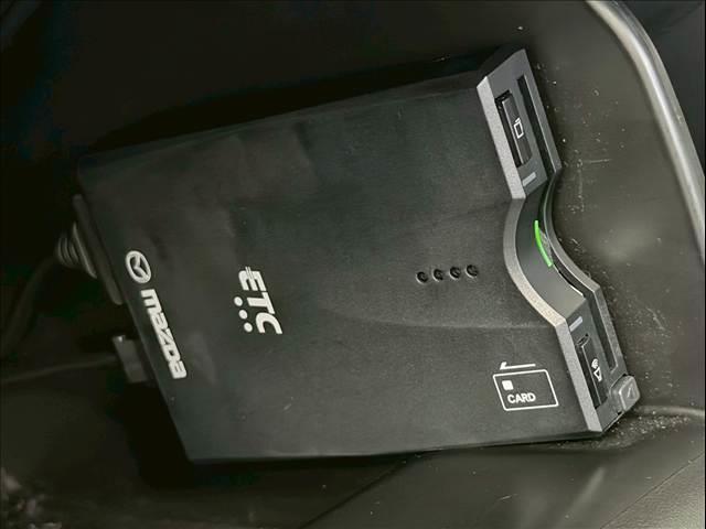 CX-5 XD ブラックトーンエディション 10型ナビ/全周囲カメラ/シートヒーター/ブラインドスポットモニター/ヘッドアップディスプレイ/ステアリングヒーター/クリアランスソナー/パワーバックドア/レーダークルーズコントロール/ETC(12枚目)