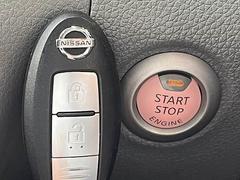 【インテリジェントキー】車内へのアクセスやエンジン始動が楽々に行える今や必須アイテムのキー複製防止の「イモビライザー」まで備わっております。 5