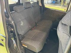 ������ɥ����Ȥϥꥯ�饤�˥󥰲�ǽ�Ǥ��Ĥ����ζ��֡������ͤ���äƤ⽽ʬ�ʥ��ڡ��������ݤ���Ƥ���ޤ��� 6