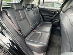 ������ɥ����Ȥϥꥯ�饤�˥󥰲�ǽ�Ǥ��Ĥ����ζ��֡������ͤ���äƤ⽽ʬ�ʥ��ڡ��������ݤ���Ƥ���ޤ��� 6