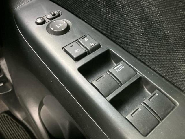 Ｎ－ＢＯＸ＋カスタム Ｇ・ターボＡパッケージ２トーンカラースタイル　新品タイヤ／保証書／純正　ＳＤナビ／両側電動スライドドア／ヘッドランプ　ＨＩＤ／Ｂｌｕｅｔｏｏｔｈ接続／ＥＴＣ／ＥＢＤ付ＡＢＳ／フルセグＴＶ／エアバッグ　運転席／エアバッグ　助手席／ＭＴモード付き（27枚目）