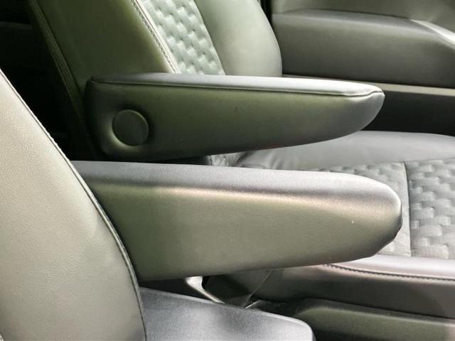 ヴォクシー ハイブリッドS-Z 保証書/ディスプレイオーディオ+ナビ10.5インチ/デジタルインナーミラー/トヨタセーフティセンス/両側電動スライドドア/シートヒーター 前席/パノラミックビューモニター 衝突被害軽減システム ETC(32枚目)