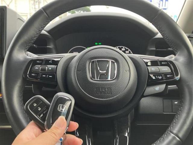ヴェゼル ｅＨＥＶ　Ｚ　保証書／社外　９インチ　ＳＤナビ／ホンダセンシング／シートヒーター　前席／車線逸脱防止支援システム／シート　ハーフレザー／電動バックドア／ヘッドランプ　ＬＥＤ／ＵＳＢジャック　衝突被害軽減システム（18枚目）
