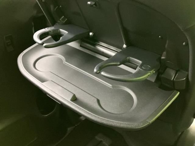 セレナ ｅパワーハイウェイスターＶ　保証書／純正　１０インチ　ＳＤナビ／フリップダウンモニター　純正　１１インチ／インテリジェントルームミラー／エマージェンシーブレーキ／両側電動スライドドア／アラウンドビューモニター　全周囲カメラ（49枚目）