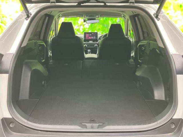RAV4 4WD G Zパッケージ 純正エアロ/保証書/ディスプレイオーディオ9インチ/デジタルインナーミラー/トヨタセーフティセンス/シートヒーター 前席/パノラミックビューモニター/車線逸脱防止支援システム/シート フルレザー(19枚目)