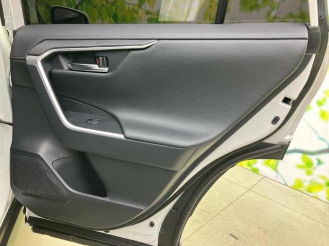 RAV4 4WD G Zパッケージ 純正エアロ/保証書/ディスプレイオーディオ9インチ/デジタルインナーミラー/トヨタセーフティセンス/シートヒーター 前席/パノラミックビューモニター/車線逸脱防止支援システム/シート フルレザー(21枚目)