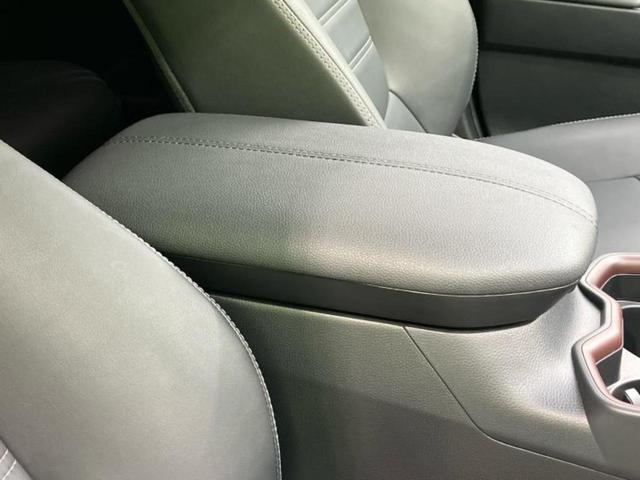 RAV4 4WD G Zパッケージ 純正エアロ/保証書/ディスプレイオーディオ9インチ/デジタルインナーミラー/トヨタセーフティセンス/シートヒーター 前席/パノラミックビューモニター/車線逸脱防止支援システム/シート フルレザー(29枚目)