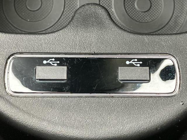 アバルト595C 595Cツーリズモ 保証書/社外 SDナビ/シート フルレザー/ヘッドランプ HID/ETC/EBD付ABS/横滑り防止装置/フルセグTV/エアバッグ 運転席/エアバッグ 助手席/エアバッグ サイド/MTモード付き(35枚目)