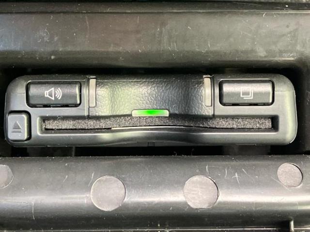 レガシィＢ４ ４ＷＤ　Ｂ４リミテッド　サンルーフ／保証書／社外　ナビ／アイサイト／シートヒーター　前席／車線逸脱防止支援システム／シート　フルレザー／ヘッドランプ　ＬＥＤ／ＵＳＢジャック／Ｂｌｕｅｔｏｏｔｈ接続／ＥＴＣ／ＥＢＤ付ＡＢＳ（18枚目）