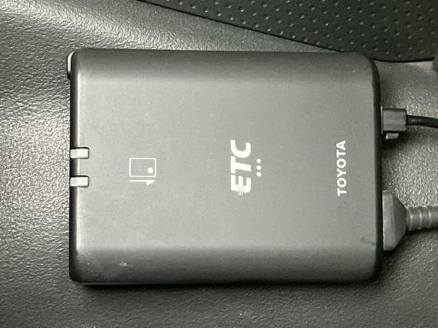 FJクルーザー 4WDヒョウジュン 新品タイヤ/社外 SDナビ/Bluetooth接続/ETC/EBD付ABS/横滑り防止装置/クルーズコントロール/バックモニター/フルセグTV/DVD/エアバッグ 運転席/エアバッグ 助手席 4WD(18枚目)