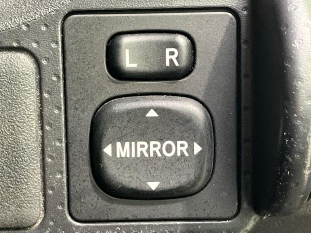 FJクルーザー 4WDヒョウジュン 新品タイヤ/社外 SDナビ/Bluetooth接続/ETC/EBD付ABS/横滑り防止装置/クルーズコントロール/バックモニター/フルセグTV/DVD/エアバッグ 運転席/エアバッグ 助手席 4WD(28枚目)