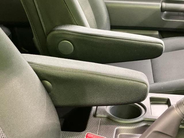 FJクルーザー 4WDヒョウジュン 新品タイヤ/社外 SDナビ/Bluetooth接続/ETC/EBD付ABS/横滑り防止装置/クルーズコントロール/バックモニター/フルセグTV/DVD/エアバッグ 運転席/エアバッグ 助手席 4WD(30枚目)