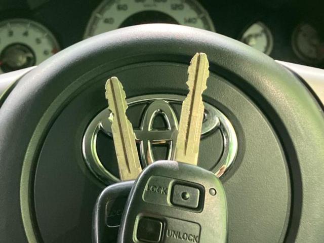 FJクルーザー 4WDヒョウジュン 新品タイヤ/社外 SDナビ/Bluetooth接続/ETC/EBD付ABS/横滑り防止装置/クルーズコントロール/バックモニター/フルセグTV/DVD/エアバッグ 運転席/エアバッグ 助手席 4WD(34枚目)