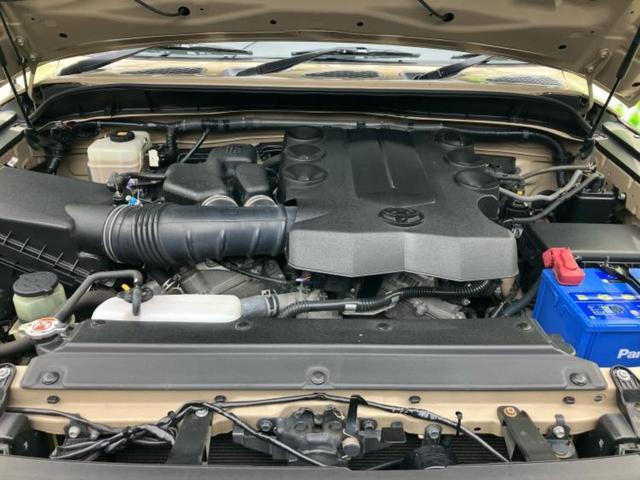 FJクルーザー 4WDヒョウジュン 新品タイヤ/社外 SDナビ/Bluetooth接続/ETC/EBD付ABS/横滑り防止装置/クルーズコントロール/バックモニター/フルセグTV/DVD/エアバッグ 運転席/エアバッグ 助手席 4WD(50枚目)