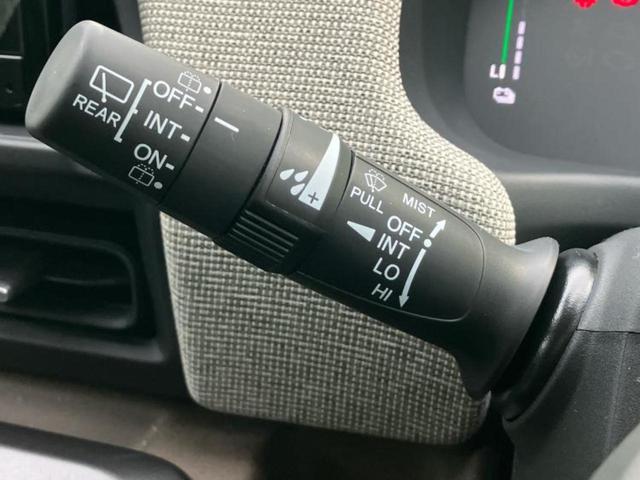 フリード eHEVエアー 保証書/純正 8インチ ナビ/ホンダセンシング/両側電動スライドドア/車線逸脱防止支援システム/登録済未使用車/ヘッドランプ LED/USBジャック/Bluetooth接続/EBD付ABS 禁煙車(18枚目)