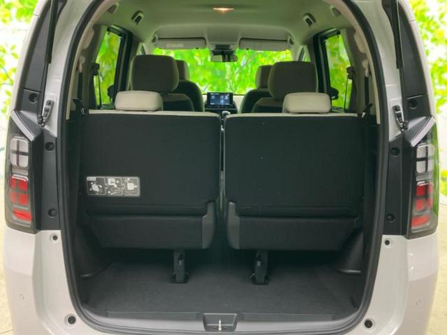 フリード eHEVエアー 保証書/純正 8インチ ナビ/ホンダセンシング/両側電動スライドドア/車線逸脱防止支援システム/登録済未使用車/ヘッドランプ LED/USBジャック/Bluetooth接続/EBD付ABS 禁煙車(20枚目)