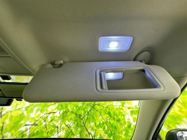 ＷＥＣＡＲＳの展示場では実際に見て、触ってお車をお選びいただけます！知識の豊富な営業スタッフが様々なカーライフをご提案いたします！