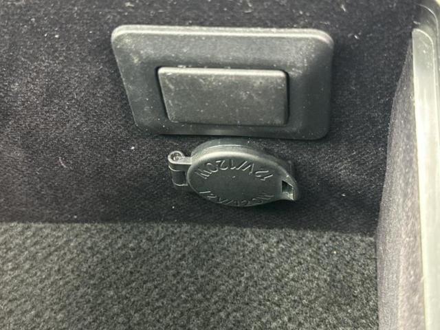 国産車から輸入車まで多様なお客様のニーズのお応えできるように、全国規模で豊富な在庫展開！車のことならＷＥＣＡＲＳへ！