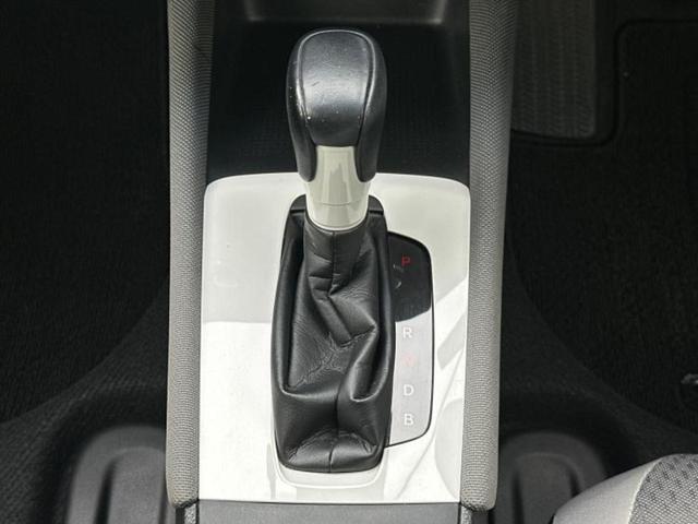 フィット ｅＨＥＶクロスター　保証書／純正　９インチ　ＳＤナビ／ホンダセンシング／車線逸脱防止支援システム／ドライブレコーダー　純正／ヘッドランプ　ＬＥＤ／ＥＴＣ／ＥＢＤ付ＡＢＳ／クルーズコントロール／バックモニター　バックカメラ（18枚目）