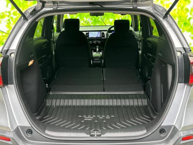 フィット ｅＨＥＶクロスター　保証書／純正　９インチ　ＳＤナビ／ホンダセンシング／車線逸脱防止支援システム／ドライブレコーダー　純正／ヘッドランプ　ＬＥＤ／ＥＴＣ／ＥＢＤ付ＡＢＳ／クルーズコントロール／バックモニター　バックカメラ（20枚目）