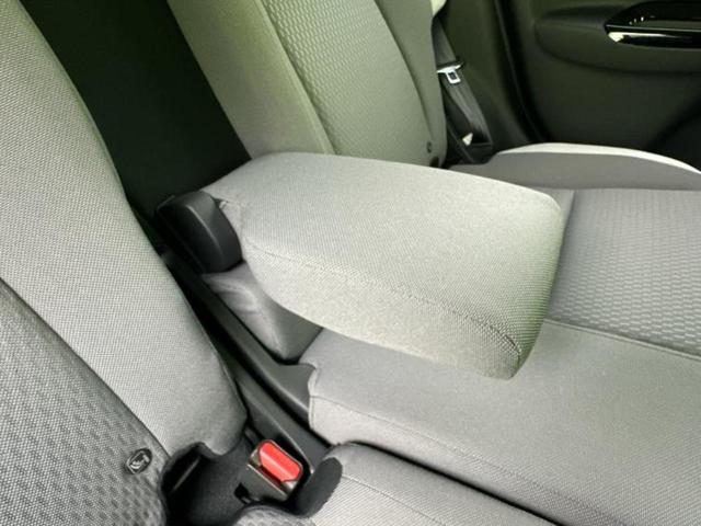 フィット ｅＨＥＶクロスター　保証書／純正　９インチ　ＳＤナビ／ホンダセンシング／車線逸脱防止支援システム／ドライブレコーダー　純正／ヘッドランプ　ＬＥＤ／ＥＴＣ／ＥＢＤ付ＡＢＳ／クルーズコントロール／バックモニター　バックカメラ（30枚目）