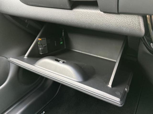 フィット ｅＨＥＶクロスター　保証書／純正　９インチ　ＳＤナビ／ホンダセンシング／車線逸脱防止支援システム／ドライブレコーダー　純正／ヘッドランプ　ＬＥＤ／ＥＴＣ／ＥＢＤ付ＡＢＳ／クルーズコントロール／バックモニター　バックカメラ（40枚目）