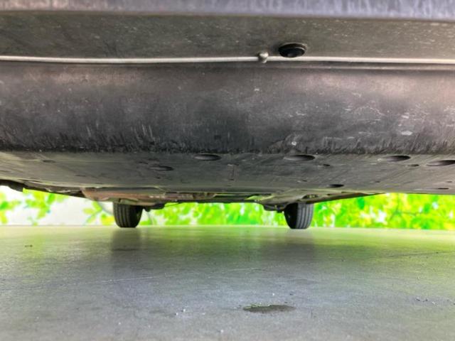 フィット 13G 保証書/純正 SDナビ/Bluetooth接続/ETC/EBD付ABS/横滑り防止装置/アイドリングストップ/バックモニター/ワンセグTV/DVD/エアバッグ 運転席/エアバッグ 助手席 バックカメラ(46枚目)