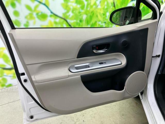 アクア Ｇ　新品タイヤ／保証書／純正　ＳＤナビ／ＥＴＣ／ＥＢＤ付ＡＢＳ／横滑り防止装置／アイドリングストップ／ワンセグＴＶ／エアバッグ　運転席／エアバッグ　助手席／パワーウインドウ／キーレスエントリー（22枚目）