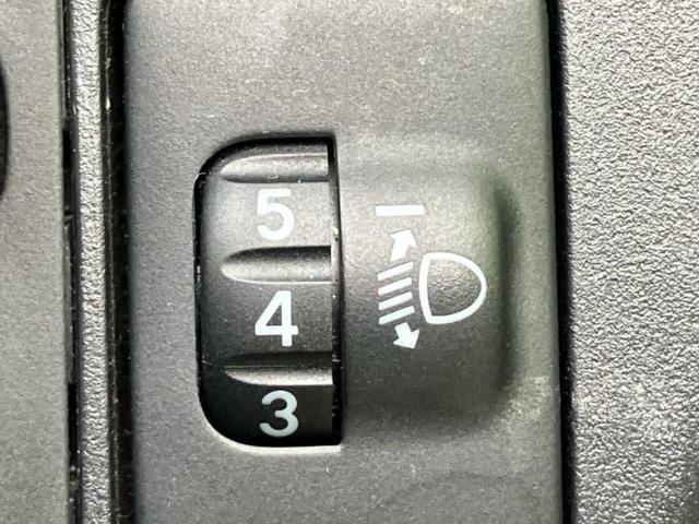 アクア Ｇ　新品タイヤ／保証書／純正　ＳＤナビ／ＥＴＣ／ＥＢＤ付ＡＢＳ／横滑り防止装置／アイドリングストップ／ワンセグＴＶ／エアバッグ　運転席／エアバッグ　助手席／パワーウインドウ／キーレスエントリー（39枚目）