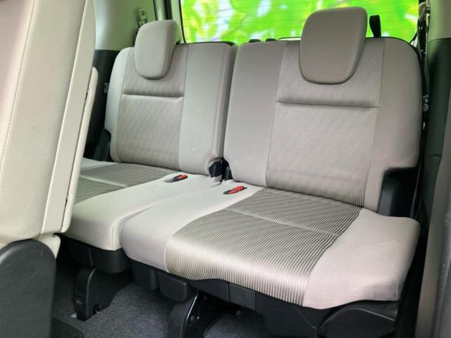 セレナ ハイウェイスターＶセレクション　新品タイヤ／保証書／純正　９インチ　ＳＤナビ／フリップダウンモニター　純正　１１インチ／インテリジェントルームミラー／エマージェンシーブレーキ／両側電動スライドドア／アラウンドビューモニター　禁煙車（19枚目）