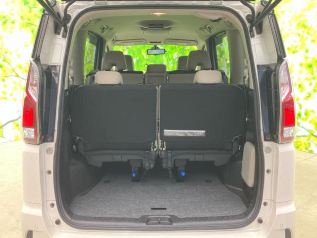 セレナ ハイウェイスターＶセレクション　新品タイヤ／保証書／純正　９インチ　ＳＤナビ／フリップダウンモニター　純正　１１インチ／インテリジェントルームミラー／エマージェンシーブレーキ／両側電動スライドドア／アラウンドビューモニター　禁煙車（20枚目）