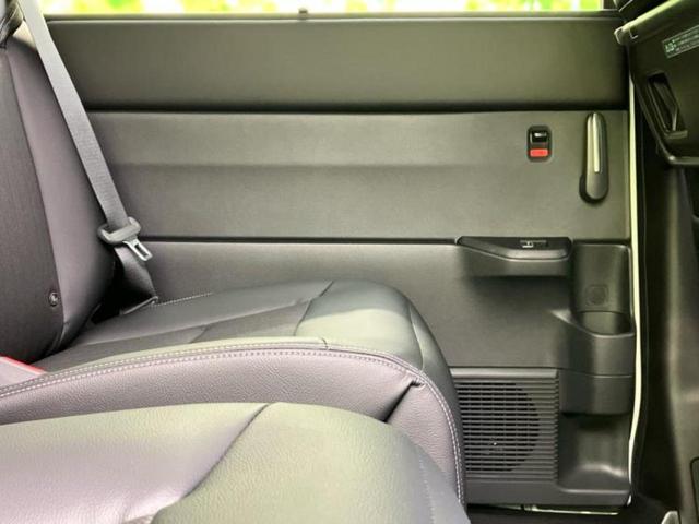 ＷＥＣＡＲＳでは各商談席に大型モニターをご用意しております！見やすい大画面でゆったりと全国の在庫をご覧いただけます！是非ご来店お待ちしております！