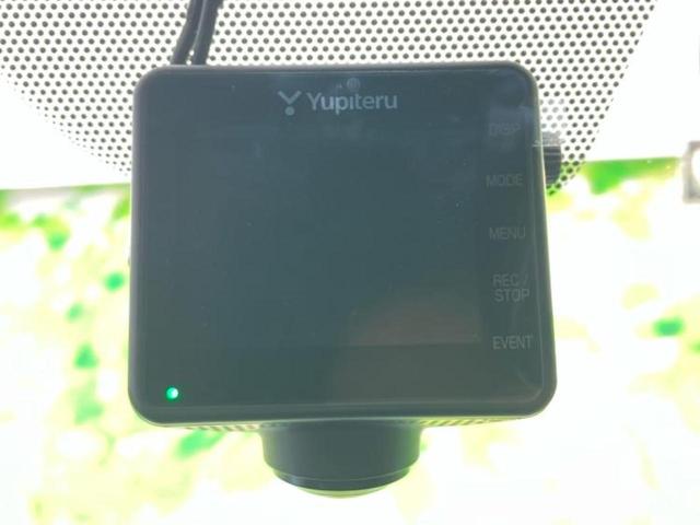 スカイライン ４００Ｒ　保証書／純正　８インチ　ＳＤナビ／エマージェンシーブレーキ／シートヒーター　前席／アラウンドビューモニター／車線逸脱防止支援システム／シート　フルレザー／ドライブレコーダー　前後　革シート　電動シート（34枚目）