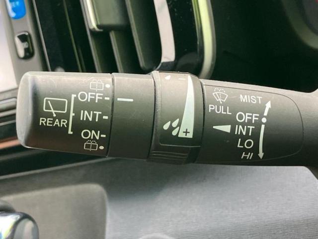 Ｎ－ＯＮＥ プレミアムツアラローダウンＳＳネオクラシックレーサＰ　保証書／純正　ＳＤナビ／シティーブレーキアクティブシステム（ホンダ）／シートヒーター　前席／シート　ハーフレザー／ヘッドランプ　ＨＩＤ／Ｂｌｕｅｔｏｏｔｈ接続／ＥＴＣ／ＥＢＤ付ＡＢＳ　バックカメラ（16枚目）