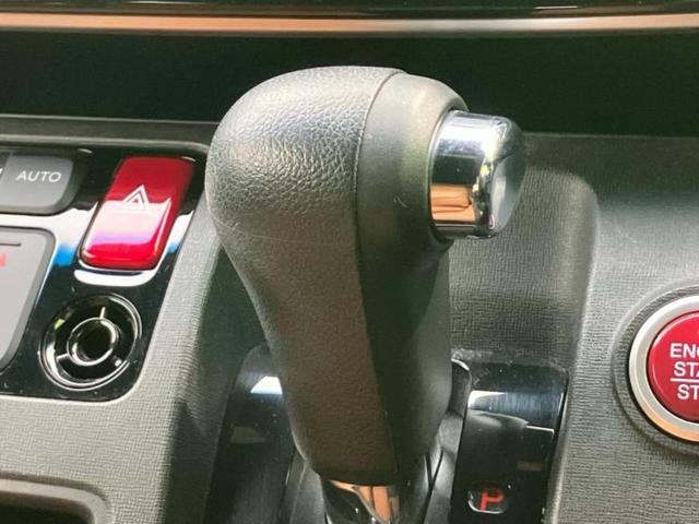 Ｎ－ＯＮＥ プレミアムツアラローダウンＳＳネオクラシックレーサＰ　保証書／純正　ＳＤナビ／シティーブレーキアクティブシステム（ホンダ）／シートヒーター　前席／シート　ハーフレザー／ヘッドランプ　ＨＩＤ／Ｂｌｕｅｔｏｏｔｈ接続／ＥＴＣ／ＥＢＤ付ＡＢＳ　バックカメラ（17枚目）