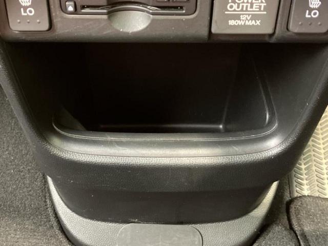 Ｎ－ＯＮＥ プレミアムツアラローダウンＳＳネオクラシックレーサＰ　保証書／純正　ＳＤナビ／シティーブレーキアクティブシステム（ホンダ）／シートヒーター　前席／シート　ハーフレザー／ヘッドランプ　ＨＩＤ／Ｂｌｕｅｔｏｏｔｈ接続／ＥＴＣ／ＥＢＤ付ＡＢＳ　バックカメラ（32枚目）