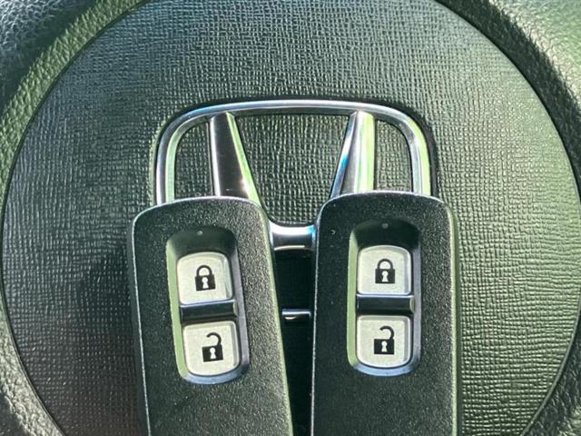 Ｎ－ＯＮＥ プレミアムツアラローダウンＳＳネオクラシックレーサＰ　保証書／純正　ＳＤナビ／シティーブレーキアクティブシステム（ホンダ）／シートヒーター　前席／シート　ハーフレザー／ヘッドランプ　ＨＩＤ／Ｂｌｕｅｔｏｏｔｈ接続／ＥＴＣ／ＥＢＤ付ＡＢＳ　バックカメラ（34枚目）