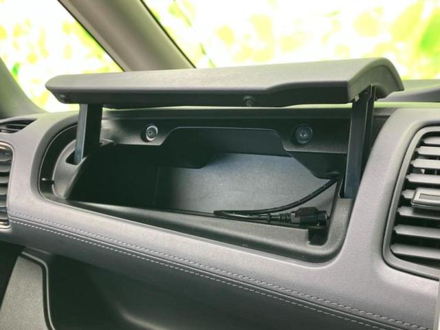 セレナ eパワーハイウェイスターV 新品タイヤ/純正 10インチ メモリーナビ/フリップダウンモニター 純正 11インチ/エマージェンシーブレーキ/両側電動スライドドア/アラウンドビューモニター/車線逸脱防止支援システム 全周囲カメラ(34枚目)