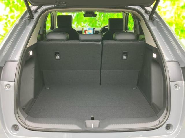 ヴェゼル ｅＨＥＶ　Ｚ　保証書／ディスプレイオーディオ＋ナビ９インチ／ホンダセンシング／シートヒーター　前席／車線逸脱防止支援システム／電動バックドア／登録済未使用車／ヘッドランプ　ＬＥＤ／ＵＳＢジャック　バックカメラ（8枚目）