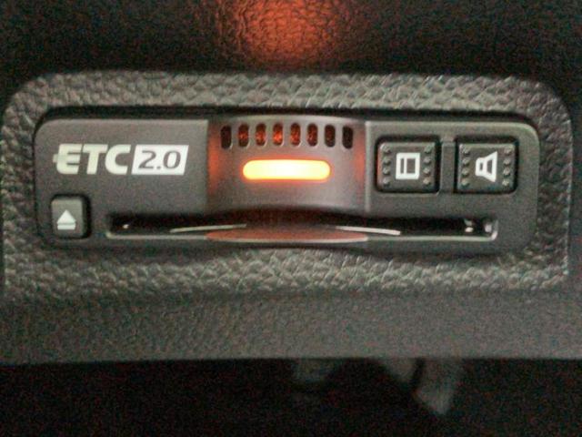 ヴェゼル ｅＨＥＶ　Ｚ　保証書／ディスプレイオーディオ＋ナビ９インチ／ホンダセンシング／シートヒーター　前席／車線逸脱防止支援システム／電動バックドア／登録済未使用車／ヘッドランプ　ＬＥＤ／ＵＳＢジャック　バックカメラ（18枚目）