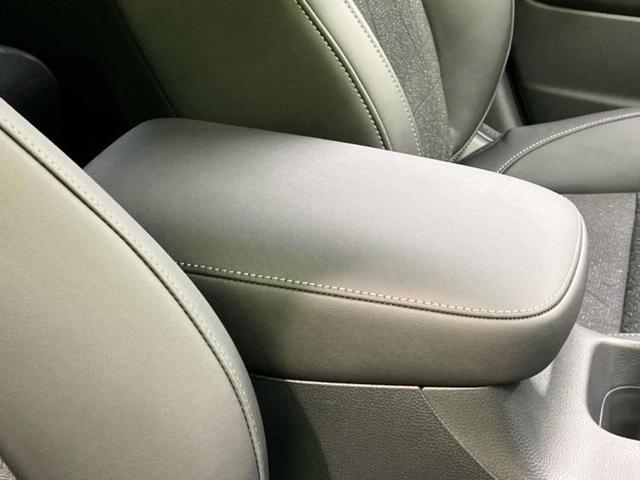 ヴェゼル ｅＨＥＶ　Ｚ　保証書／ディスプレイオーディオ＋ナビ９インチ／ホンダセンシング／シートヒーター　前席／車線逸脱防止支援システム／電動バックドア／登録済未使用車／ヘッドランプ　ＬＥＤ／ＵＳＢジャック　バックカメラ（31枚目）