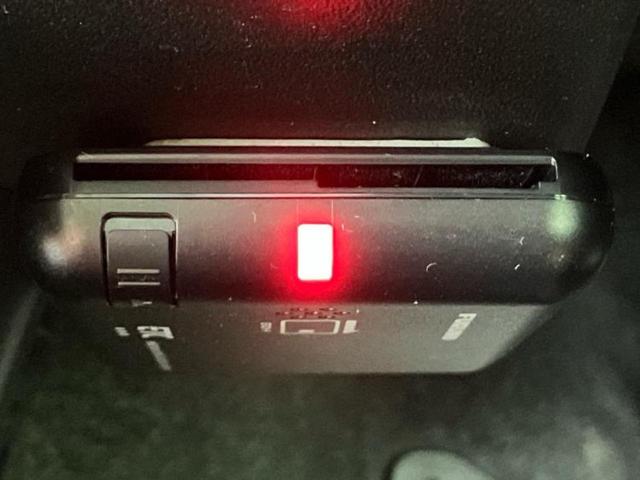 ジムニー ４ＷＤ　ＸＣ　新品タイヤ／保証書／純正　８インチ　ＳＤナビ／セーフティサポート（スズキ）／シートヒーター　前席／車線逸脱防止支援システム／ヘッドランプ　ＬＥＤ／Ｂｌｕｅｔｏｏｔｈ接続／ＥＴＣ／ＡＢＳ　バックカメラ（23枚目）