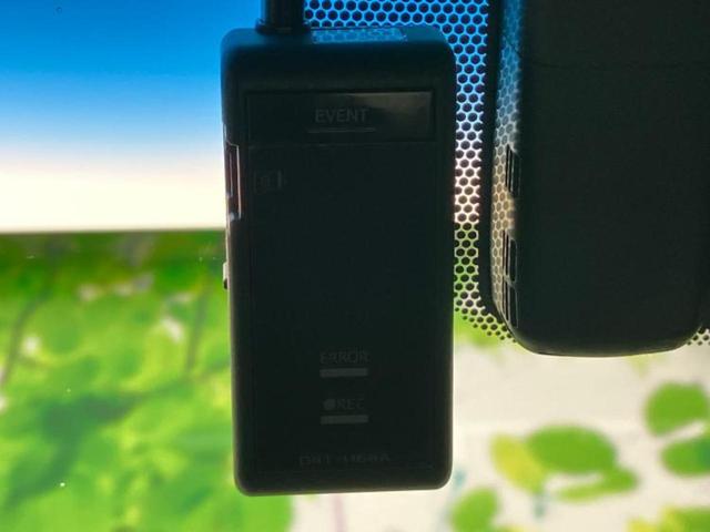 ＥＳ ＥＳ３００ｈ　Ｆスポーツ　サンルーフ／保証書／純正　１２．３インチ　メモリーナビ／衝突安全装置／エアーシート　前席／車線逸脱防止支援システム／シート　合皮／ドライブレコーダー　純正／ヘッドランプ　ＬＥＤ　衝突被害軽減システム（34枚目）