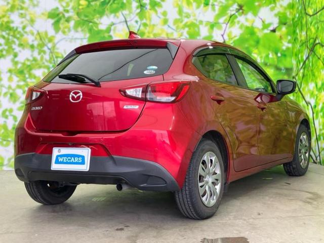 デミオ １３Ｓ　純正　ＳＤナビ／車線逸脱防止支援システム／ヘッドランプ　ＬＥＤ／Ｂｌｕｅｔｏｏｔｈ接続／ＥＴＣ／ＥＢＤ付ＡＢＳ／横滑り防止装置／バックモニター／フルセグＴＶ／ＤＶＤ／禁煙車／エアバッグ　運転席（3枚目）