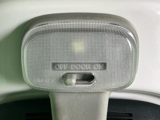 ハイゼットトラック スタンダードＳＡ３ｔ　新品タイヤ／社外　ＳＤナビ／スマートアシスト（トヨタ・ダイハツ）／車線逸脱防止支援システム／ヘッドランプ　ＬＥＤ／Ｂｌｕｅｔｏｏｔｈ接続／ＥＴＣ／ＥＢＤ付ＡＢＳ／横滑り防止装置／フルセグＴＶ（30枚目）