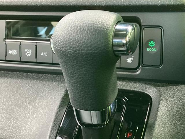 Ｎ－ＢＯＸカスタム ４ＷＤターボコーディネートスタイルモノトーン　保証書／純正　９インチ　ＳＤナビ／ホンダセンシング／両側電動スライドドア／シートヒーター　前席／マルチビューカメラシステム／車線逸脱防止支援システム／シート　ハーフレザー／ドライブレコーダー　前後（17枚目）