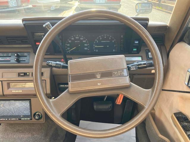 クラウン 　３．０ロイヤルサルーン　ベンコラ　ＭＳ１２５　前期ＷＩＳＥＲ段リムホイール　ローダウン　取付　２オーナーＥＴＣ　バックカメラ　ナビ　エアコン　パワーウィンドウ（3枚目）