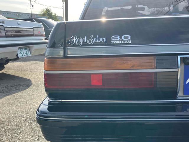 クラウン 　３．０ロイヤルサルーン　ベンコラ　ＭＳ１２５　前期ＷＩＳＥＲ段リムホイール　ローダウン　取付　２オーナーＥＴＣ　バックカメラ　ナビ　エアコン　パワーウィンドウ（19枚目）
