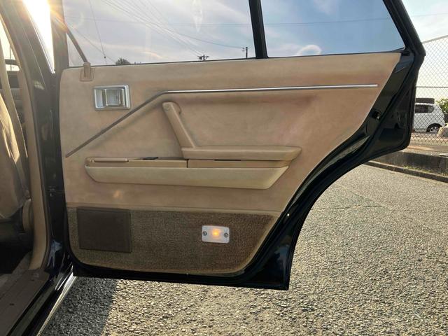 クラウン 　３．０ロイヤルサルーン　ベンコラ　ＭＳ１２５　前期ＷＩＳＥＲ段リムホイール　ローダウン　取付　２オーナーＥＴＣ　バックカメラ　ナビ　エアコン　パワーウィンドウ（36枚目）